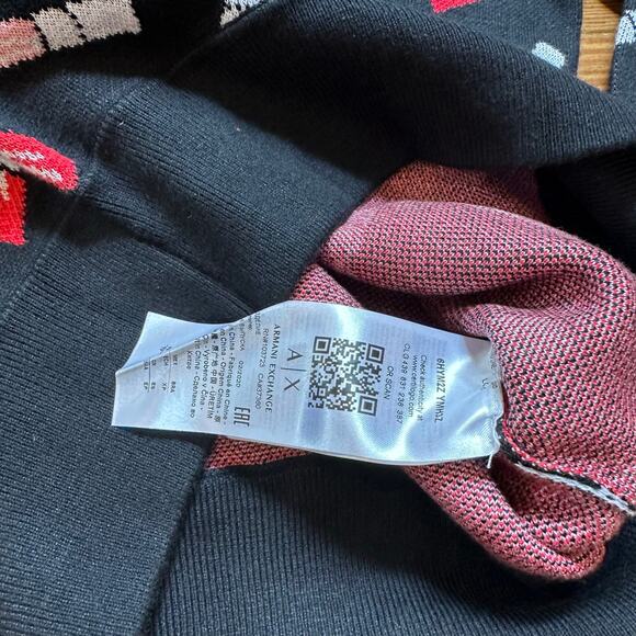 NWT Armani Exchange black lipstick print long sleeve crew sweater SIZE XS - Picture 4 of 6